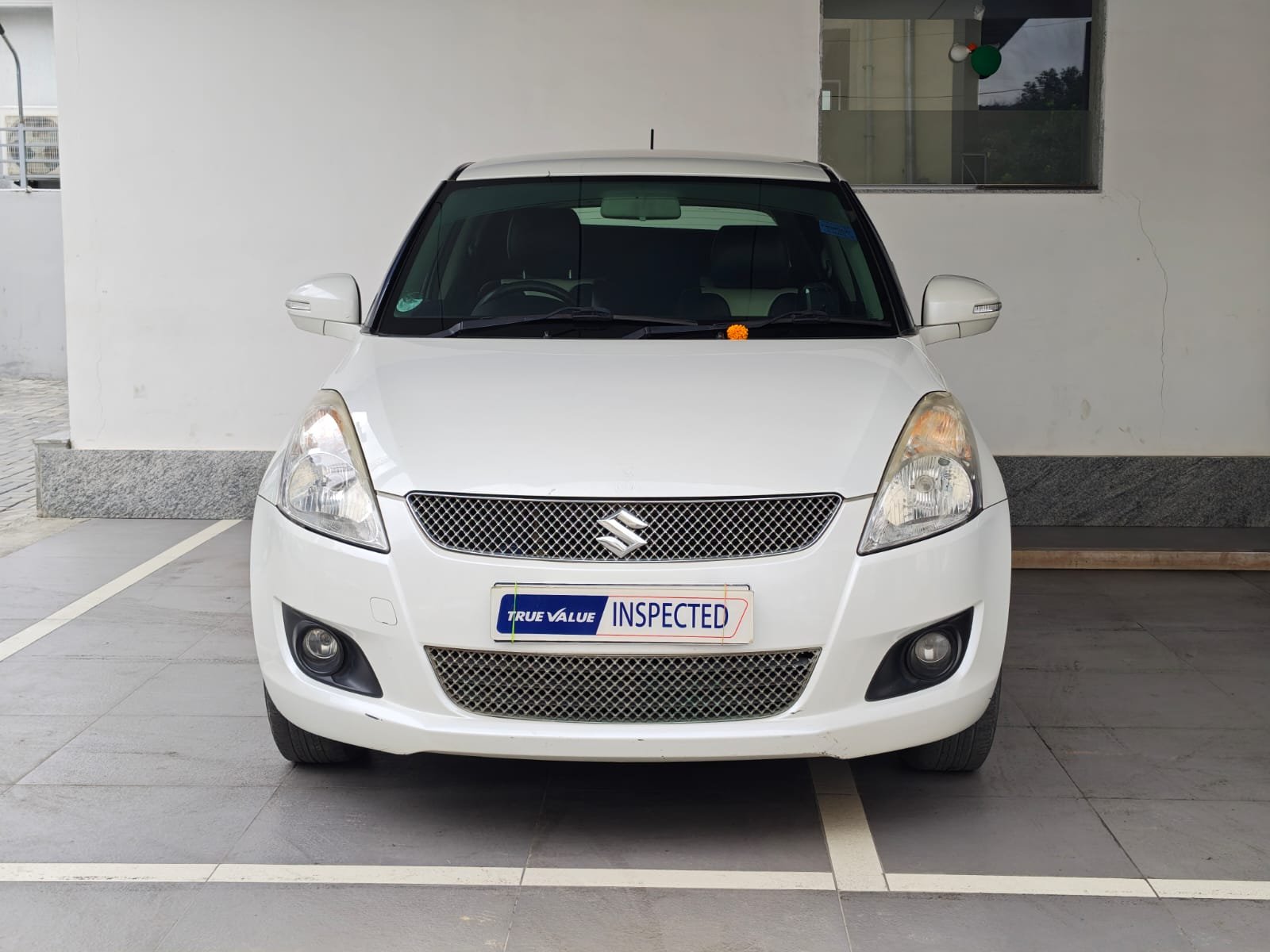 MARUTI SUZUKI SWIFT ZXI
